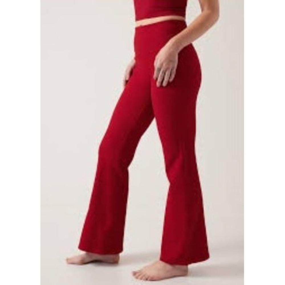 ATHLETA Salutation Stash Rib Flare Leggings High Rise‎ Yoga Pants Red Sz M